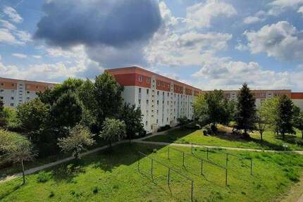 Wohnung zum Mieten in Lauchhammer 298 € 49.74 m² 2 zimmer