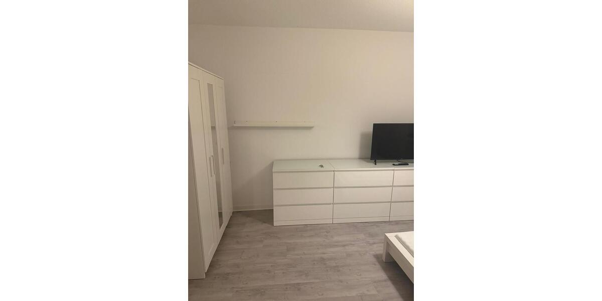 Wohnen auf Zeit Düsseldorf Stadtbezirk 3 - 1 Zimmer, 70 m&sup2;, 740&euro; | Angebot:26388421