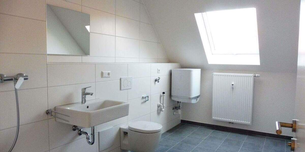 Etagenwohnung Bad Saulgau - 3 Zimmer, 122 m&sup2;, 980&euro; | Angebot:25690379