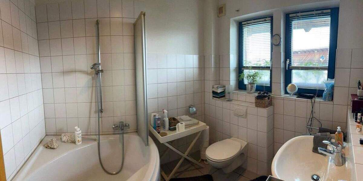 Etagenwohnung Nienburg - 2 Zimmer, 75 m&sup2;, 700&euro; | Angebot:25037993