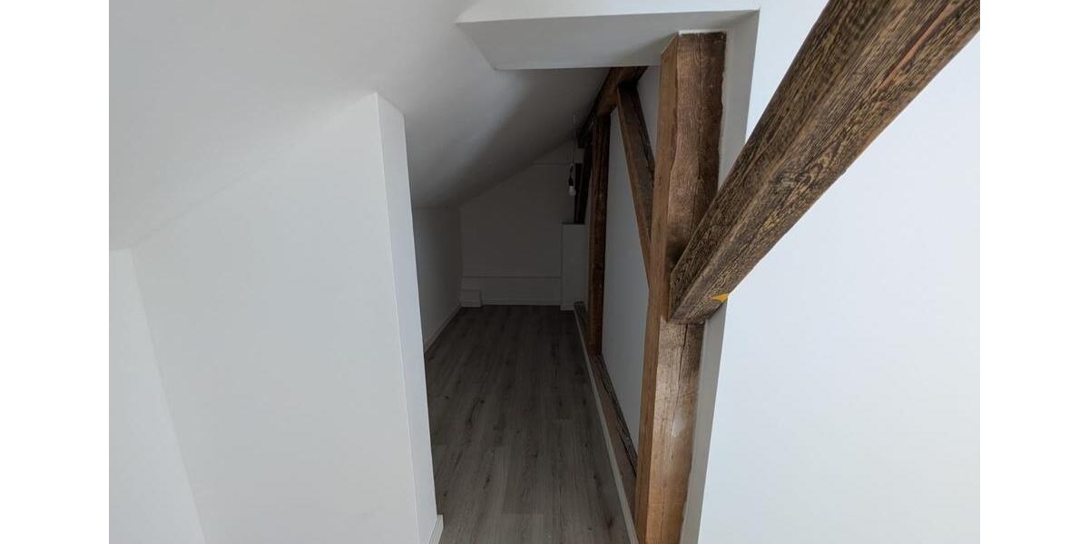 Dachgeschoßwohnung Eberbach - 2 Zimmer, 68 m&sup2;, 680&euro; | Angebot:25804692