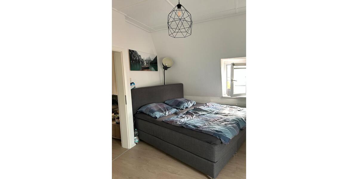 Dachgeschoßwohnung Roßleben-Wiehe Wiehe - 5 Zimmer, 93 m&sup2;, 650&euro; | Angebot:26523177