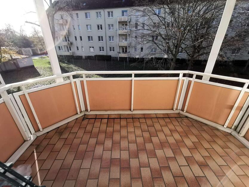 Ruhig gelegene 3RW mit Balkon