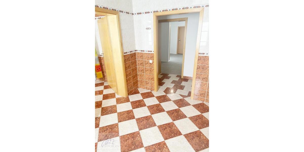 ***ALTERSGERECHTE 2-RAUMWOHNUNG IM ERDGESCHOSS- ERSTBEZUG NACH SANIERUNG*** mit 2 Tageslichtbädern inkl. Eckbadewanne, bodengleicher Duche und altersgerechter Toilette ab sofort zu vermieten 2 zimmer