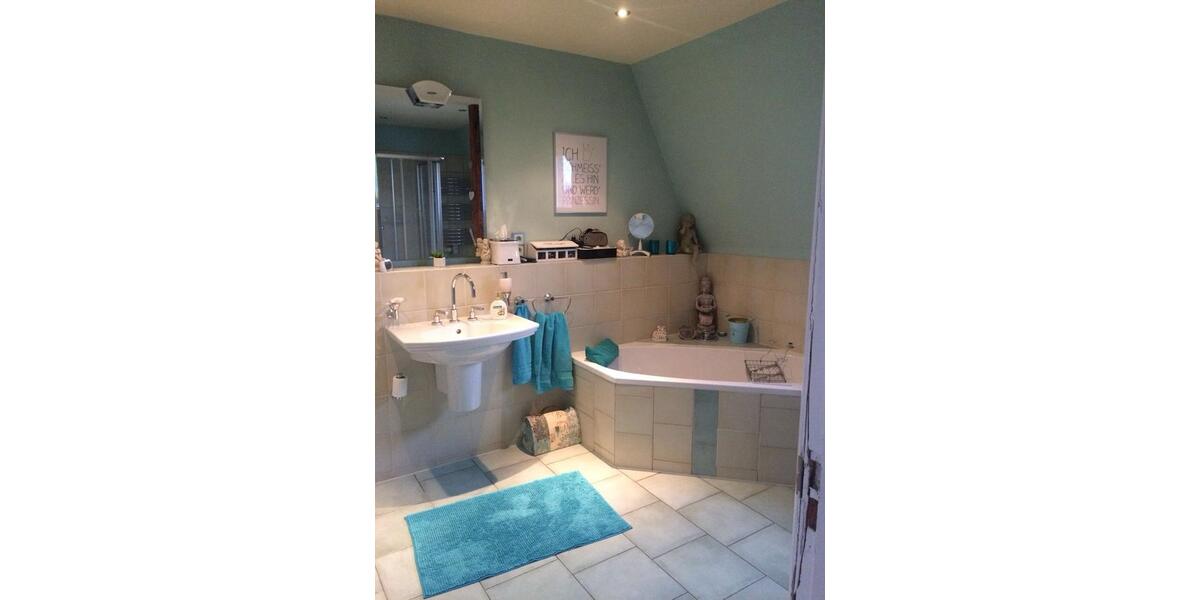 Dachgeschoßwohnung Lübeck Sankt Lorenz Nord - 1 Zimmer, 65 m&sup2;, 1.080&euro; | Angebot:25163907