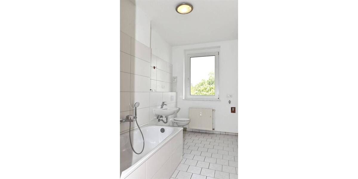 Etagenwohnung Stralsund Tribseer - 2 Zimmer, 42 m&sup2;, 360&euro; | Angebot:26672295