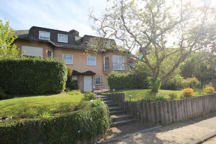 Haus Eppstein-Vockenhausen Vockenhausen - 6 Zimmer, 160 m&sup2;, 1.790&euro; | Angebot:26536070