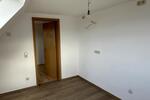Dachgeschoßwohnung Heßdorf - 3 Zimmer, 70 m&sup2;, 690&euro; | Angebot:27622519