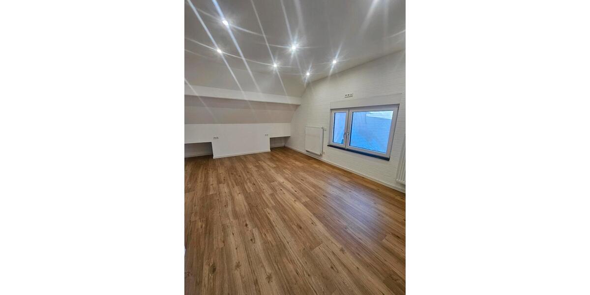 120qm Wohnung 01.02.2026 1 zimmer