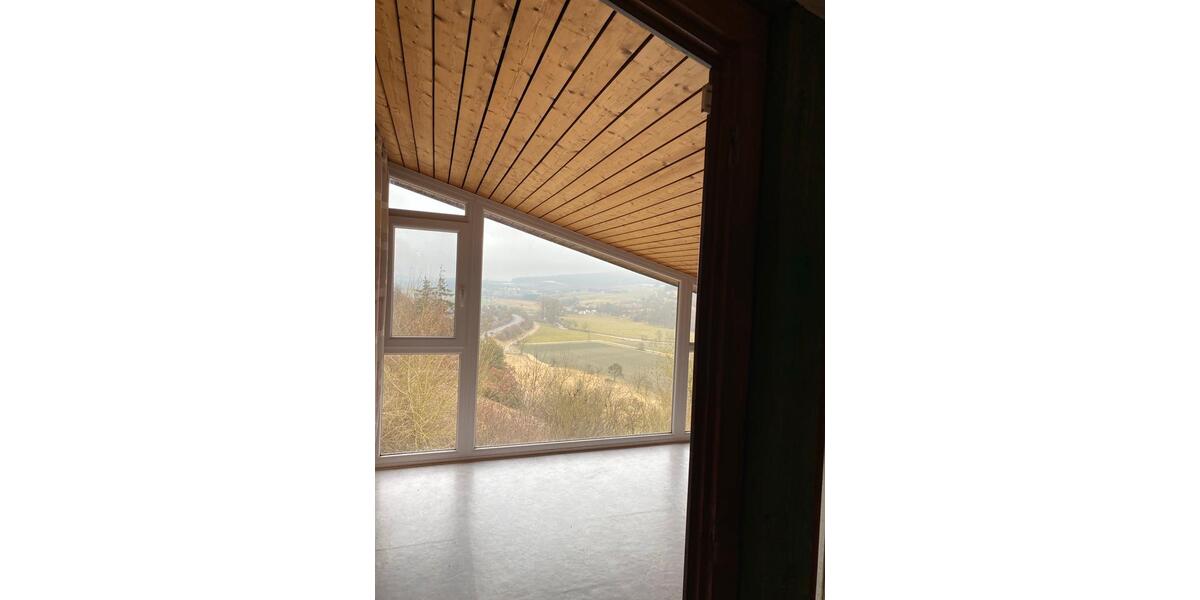 Etagenwohnung Bad Urach - 2 Zimmer, 120 m&sup2;, 1.000&euro; | Angebot:24549173