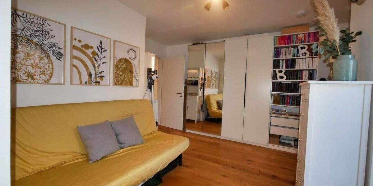 Etagenwohnung Buxtehude - 3 Zimmer, 129 m&sup2;, 1.900&euro; | Angebot:25683222
