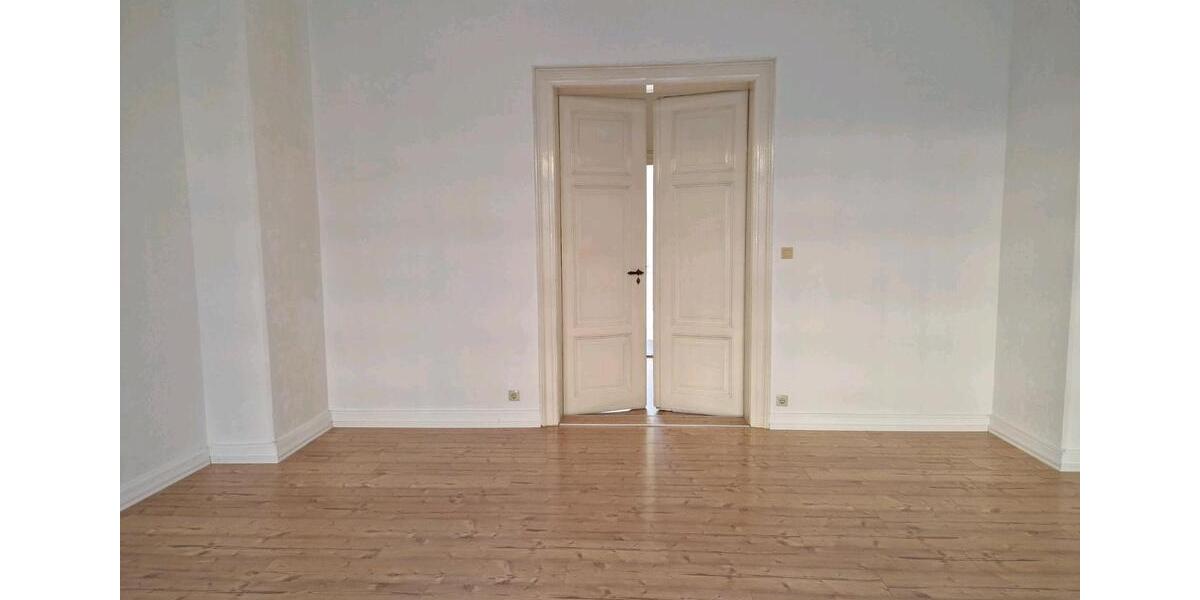 Etagenwohnung Coburg - 6 Zimmer, 145 m&sup2;, 1.300&euro; | Angebot:25981935