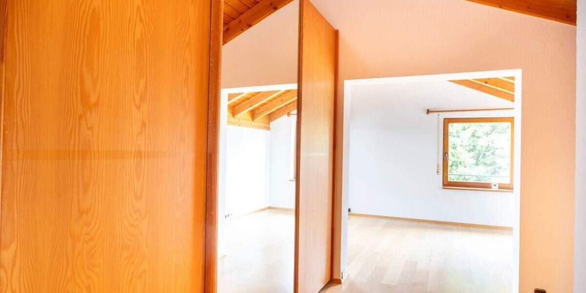 Mehrfamilienhaus, Wohnhaus Kippenheim - Schmieheim Schmieheim - 5 Zimmer, 190 m&sup2;, 1.900&euro; | Angebot:25140981