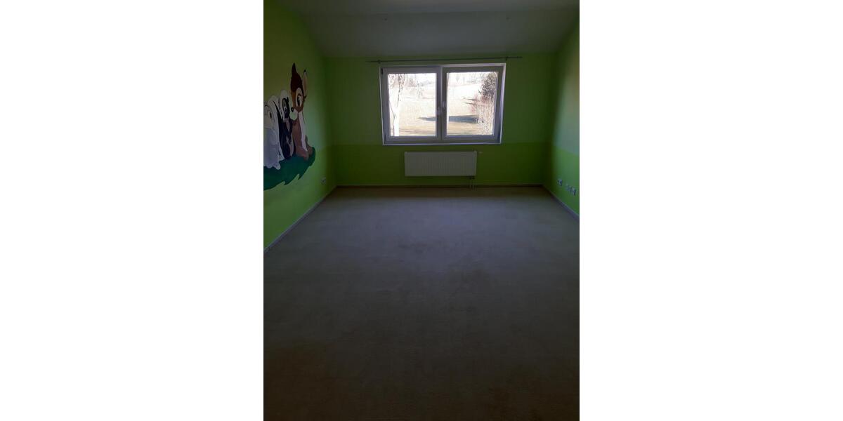 Etagenwohnung Emkendorf - 5 Zimmer, 160 m&sup2;, 1.700&euro; | Angebot:25640400