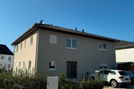 Wohnung Kehl - 3 Zimmer, 119 m&sup2;, 1.490&euro; | Angebot:27611795