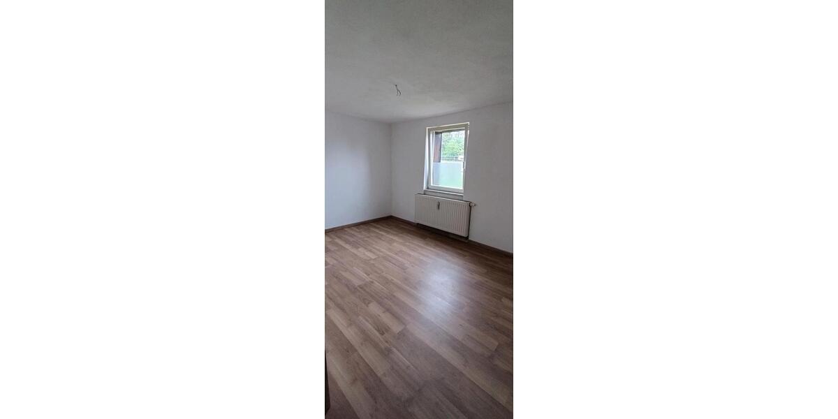 Etagenwohnung Lauter-Bernsbach Bernsbach - 2 Zimmer, 40 m&sup2;, 195&euro; | Angebot:26465300