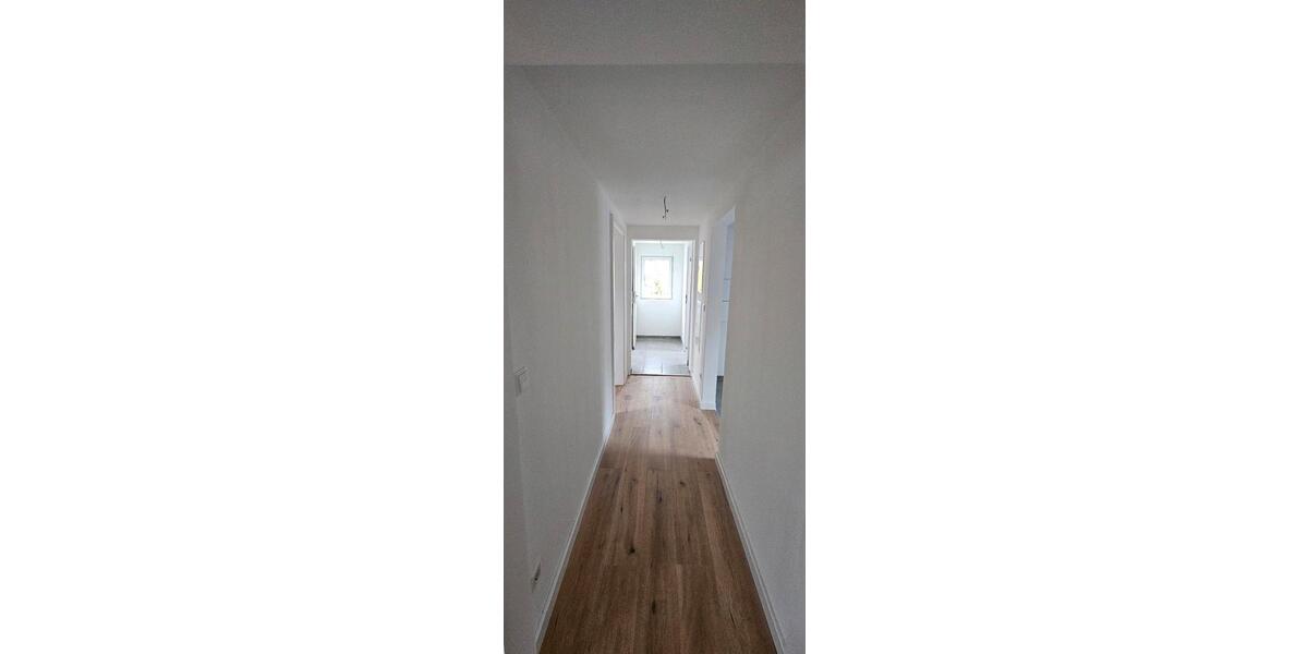 Dachgeschoßwohnung Esslingen am Neckar - 2 Zimmer, 55 m&sup2;, 840&euro; | Angebot:26624345