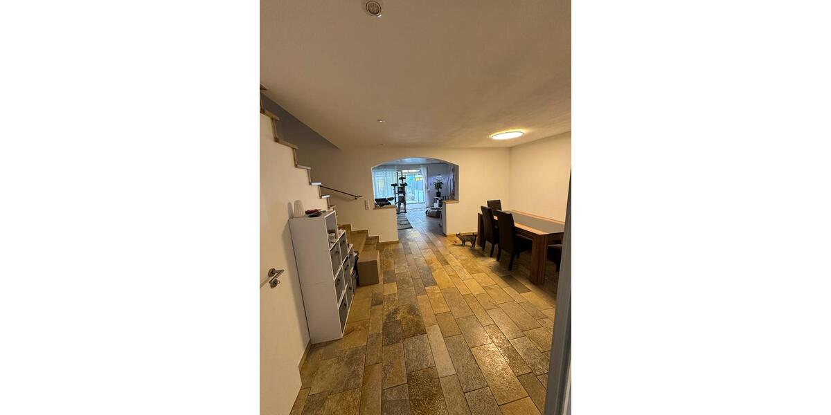 Reihenhaus Neumarkt in der Oberpfalz Altenhof - 4 Zimmer, 130 m&sup2;, 1.620&euro; | Angebot:25916401