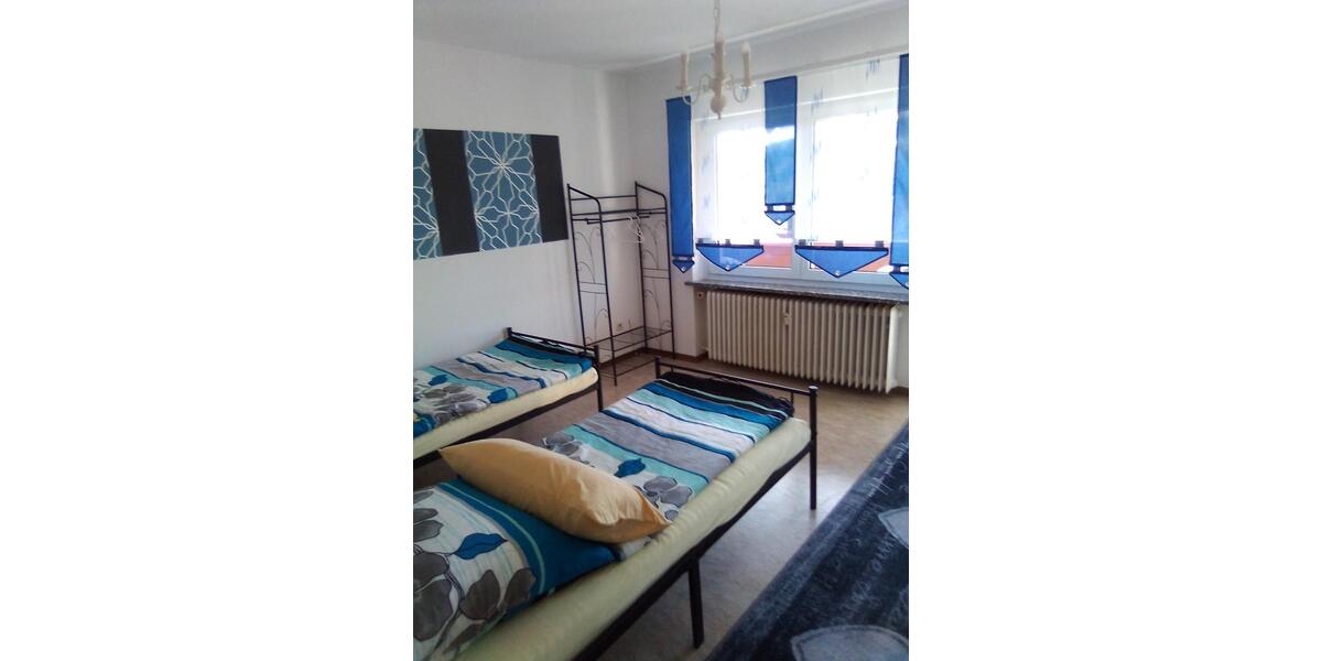 Etagenwohnung Burkardroth - 4 Zimmer, 126 m&sup2;, 60&euro; | Angebot:25636562