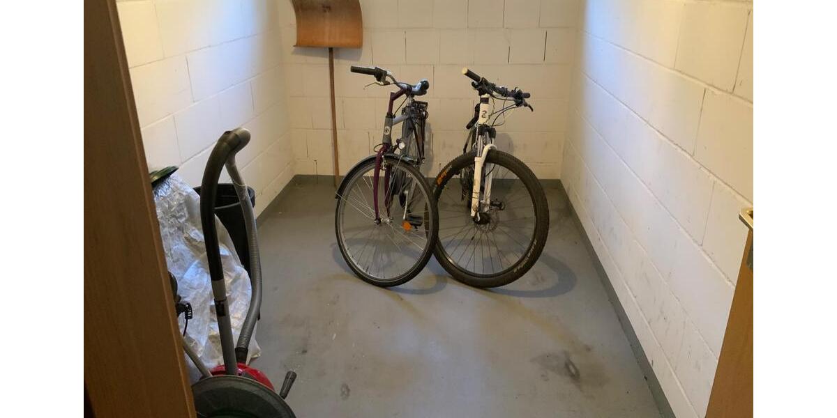 Dachgeschoßwohnung Alsfeld - 3.5 Zimmer, 97 m&sup2;, 1.200&euro; | Angebot:26050748