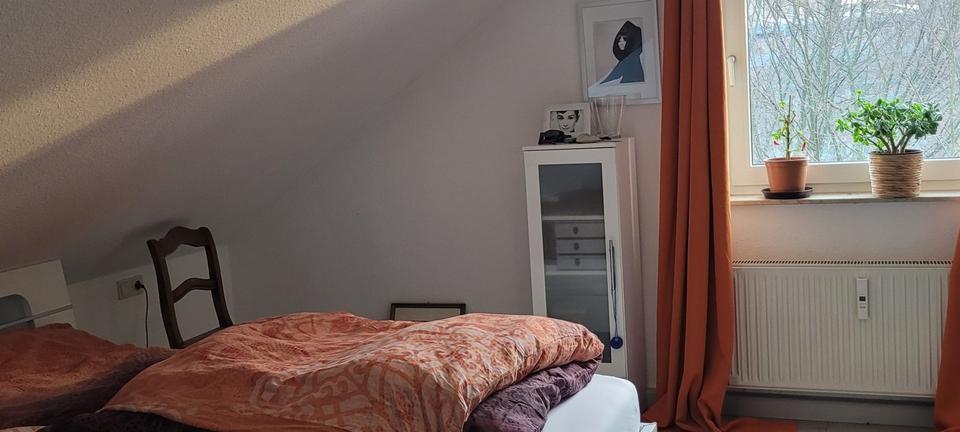 Dachgeschoßwohnung Ostfildern - 4 Zimmer, 83 m&sup2;, 1.200&euro; | Angebot:25170885