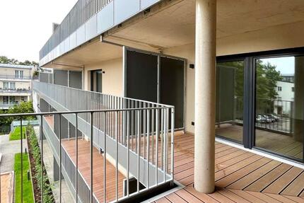 TRAUMWOHNUNG am Stadtpark! Helle 3-Zimmer Wohnung mit Balkon und Einbauküche! 3 zimmer