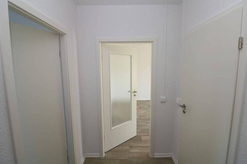 Trauen Sie Ihren Augen...große 3-RW mit Aufzug, Wanne u. Balkon!!!