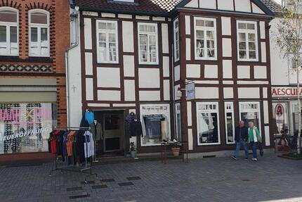 Wohnung Lemgo - 4 Zimmer, 102 m&sup2;, 835&euro; | Angebot:25143775