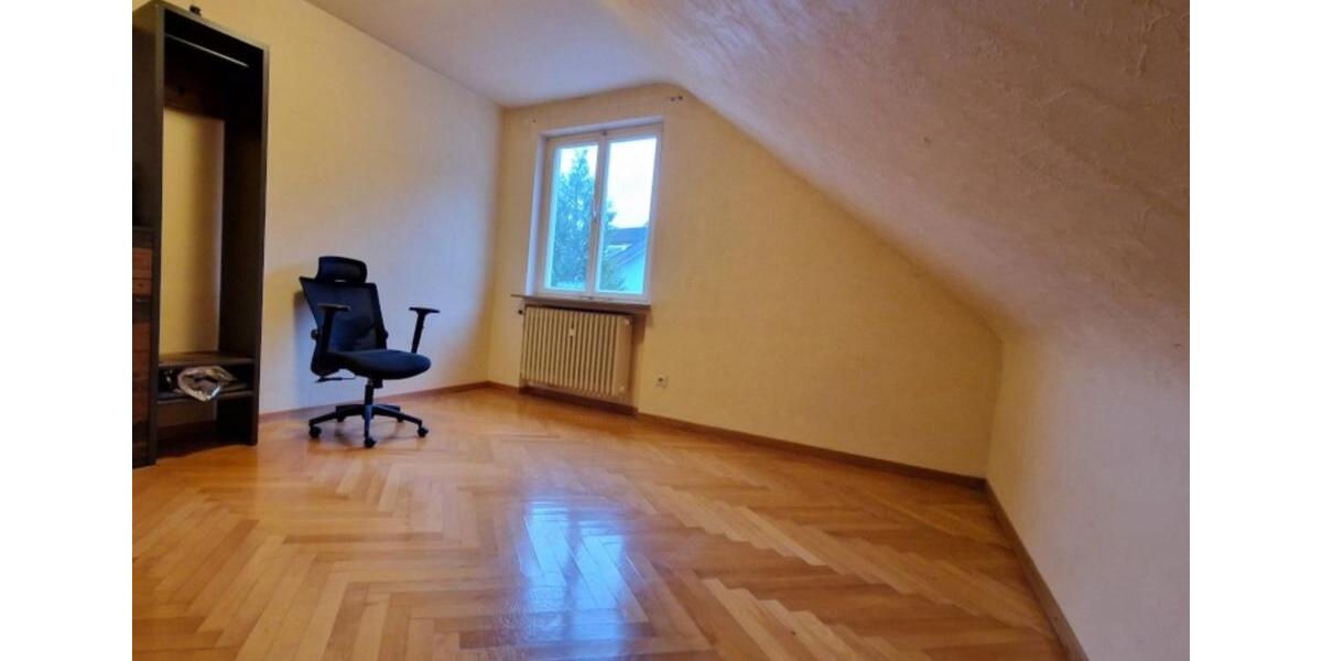 Available room in a nice and quite WG in Tübingen. 1 zimmer