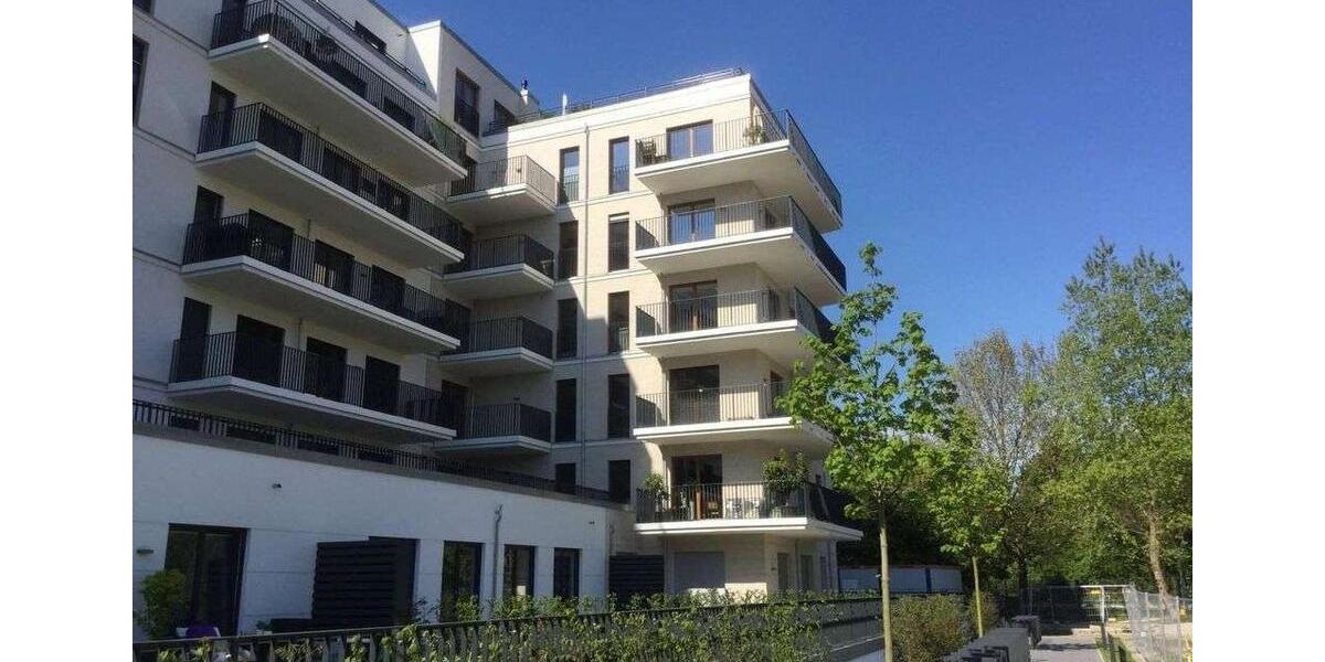 Etagenwohnung Berlin Mitte - 2 Zimmer, 72 m&sup2;, 1.700&euro; | Angebot:24000386