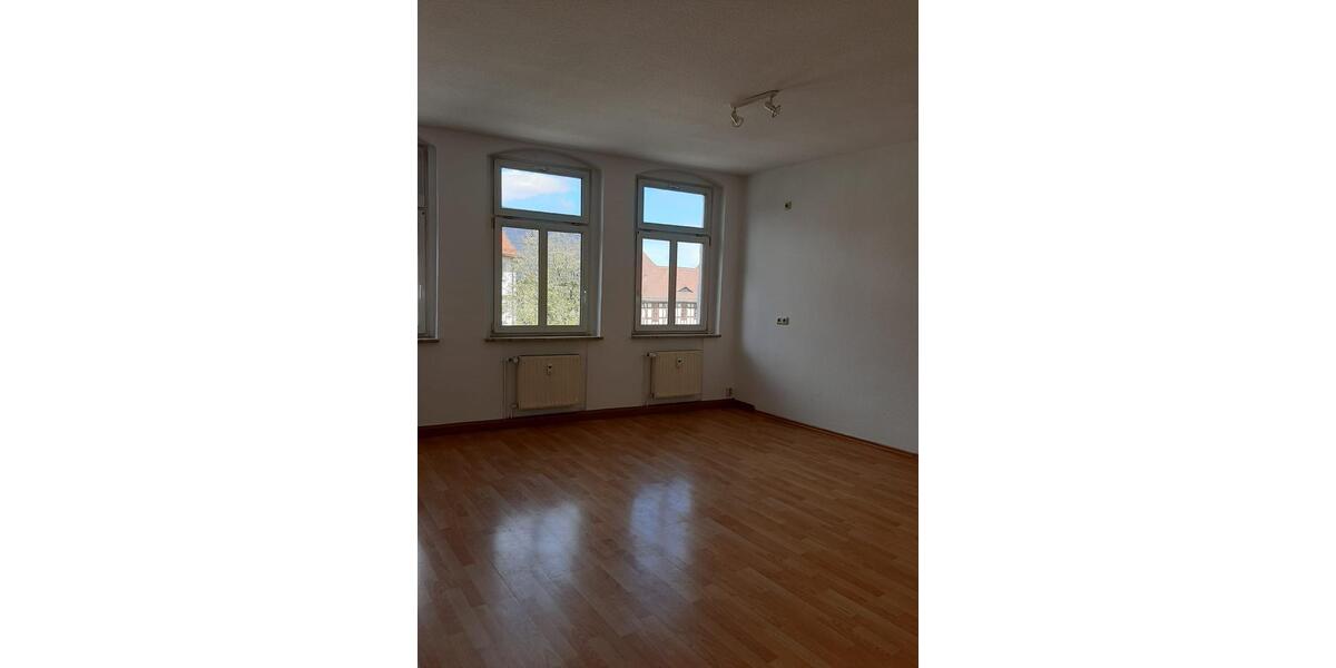 Etagenwohnung Eisenberg - 5 Zimmer, 126 m&sup2;, 960&euro; | Angebot:26359106