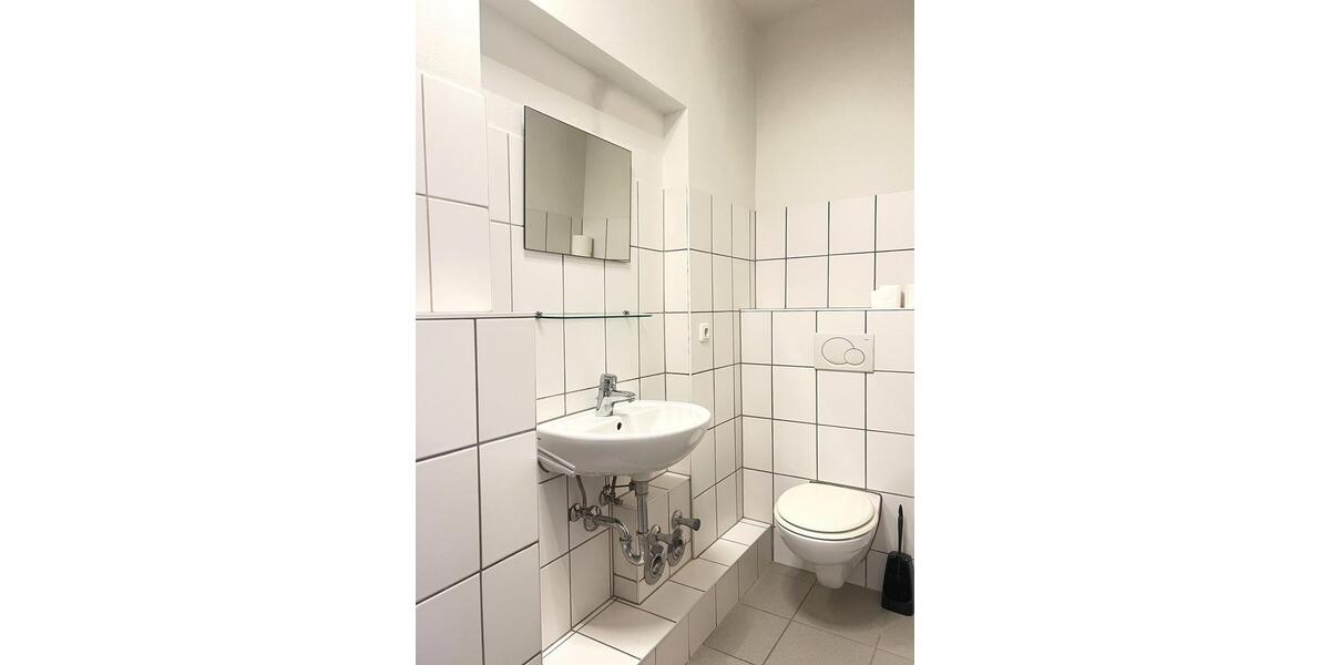 Etagenwohnung Bergisch Gladbach Gronau - 1 Zimmer, 37 m&sup2;, 345&euro; | Angebot:25103501