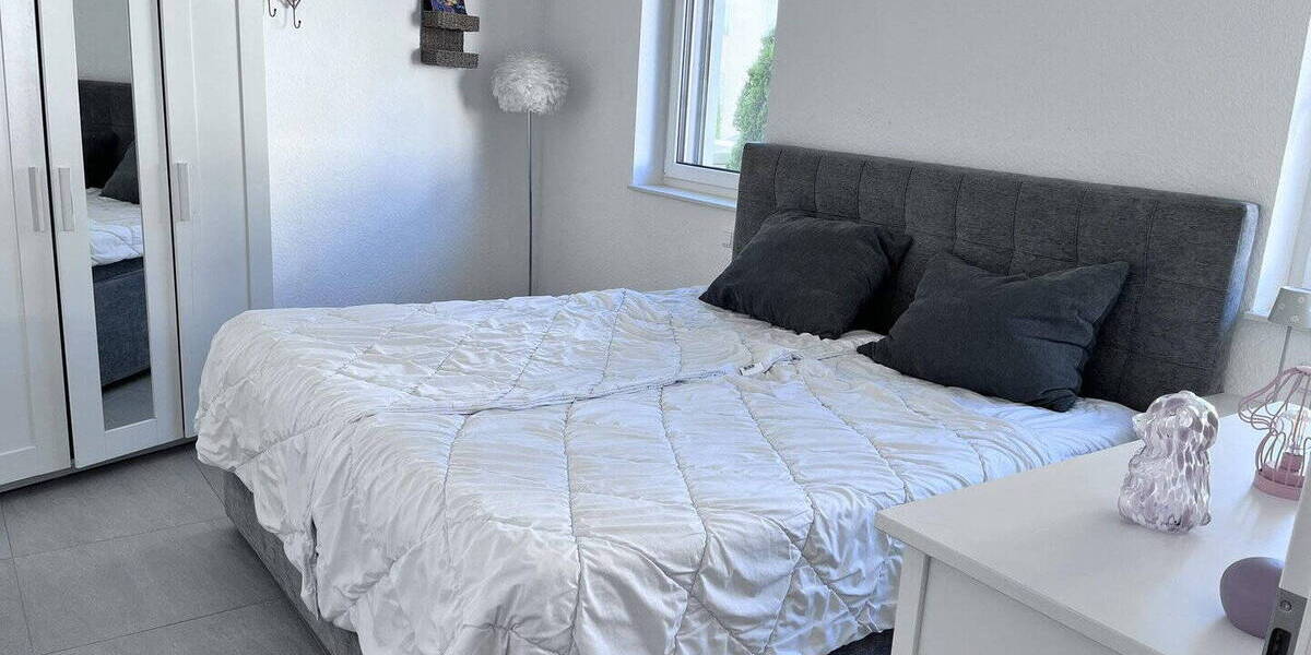 Etagenwohnung Detmold Hiddesen - 3 Zimmer, 97 m&sup2;, 1.290&euro; | Angebot:26741019