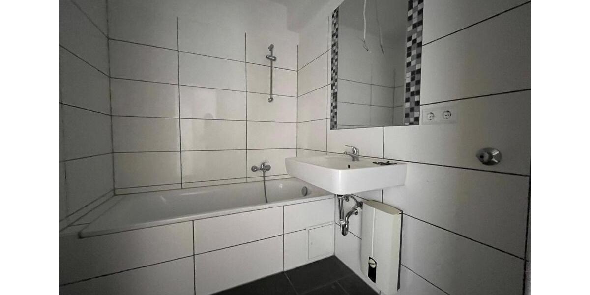 Etagenwohnung Wuppertal Gemarkung Vohwinkel - 4 Zimmer, 84 m&sup2;, 730&euro; | Angebot:26459013