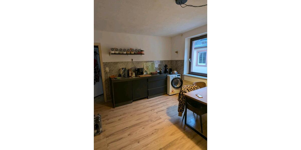 Großzügige 4-Zimmer- Mietwohnung 4 zimmer