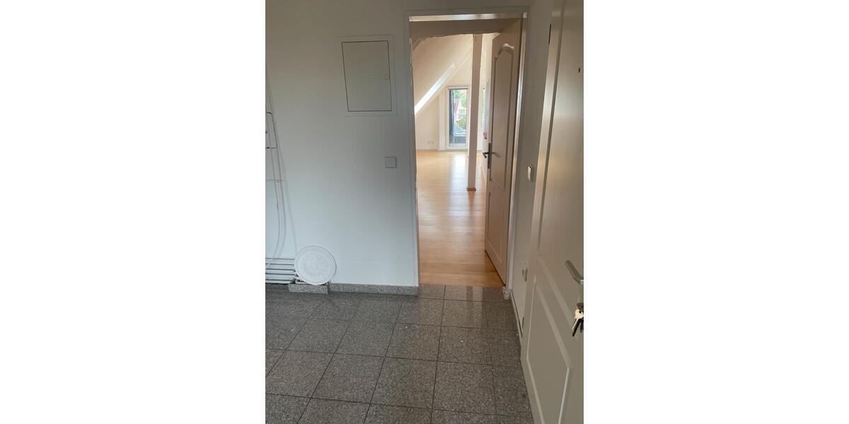 Dachgeschoßwohnung Osnabrück - 2 Zimmer, 74 m&sup2;, 835&euro; | Angebot:26415893