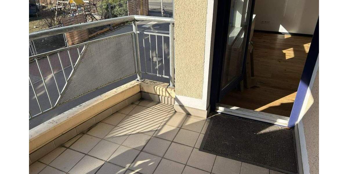 Etagenwohnung Zwickau Marienthal - 2 Zimmer, 56 m&sup2;, 390&euro; | Angebot:25475324