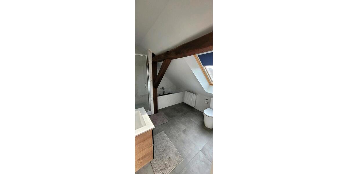 2.5 Zimmer DG Atelierwohung 2 zimmer