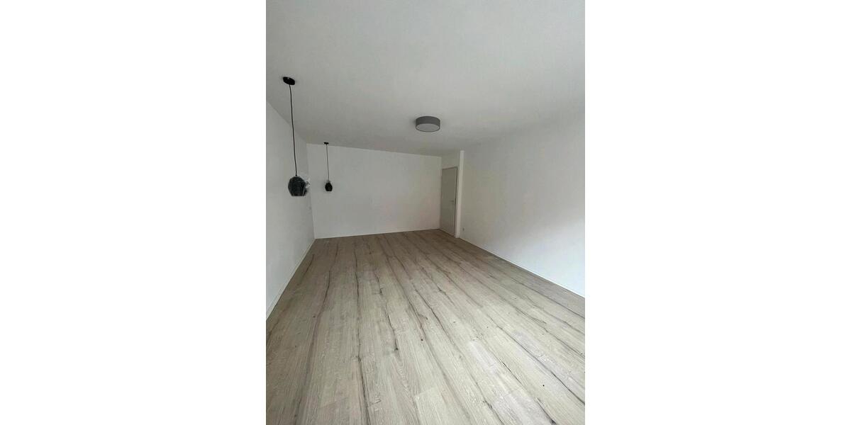 Erdgeschoßwohnung Neuhaus an der Pegnitz - 2.5 Zimmer, 85 m&sup2;, 750&euro; | Angebot:26485682