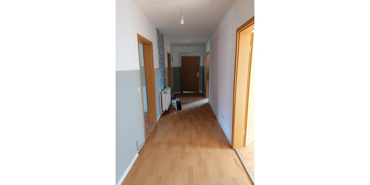 Etagenwohnung Mansfeld - 4 Zimmer, 95 m&sup2;, 475&euro; | Angebot:18209781