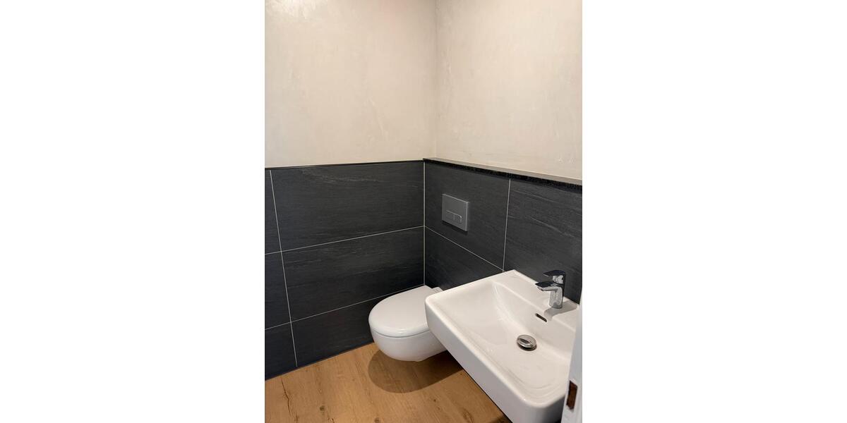 Etagenwohnung Bonn Lannesdorf - 4.5 Zimmer, 98 m&sup2;, 1.450&euro; | Angebot:26639557