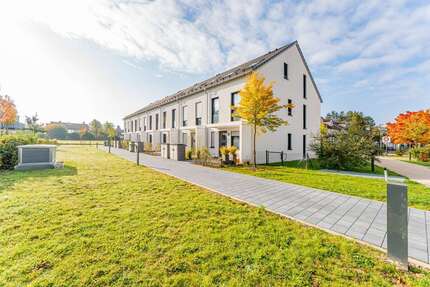 Haus zum Mieten in Vaterstetten 2.545 € 125.4 m² 4 zimmer