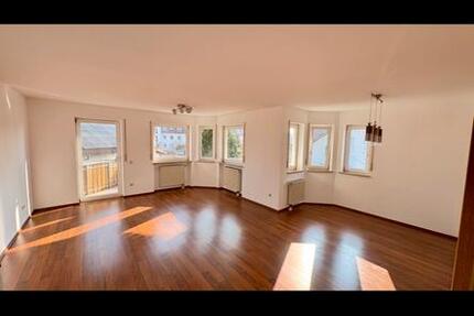 Wohnung Burgau - 3 Zimmer, 88 m&sup2;, 1.324&euro; | Angebot:24535796