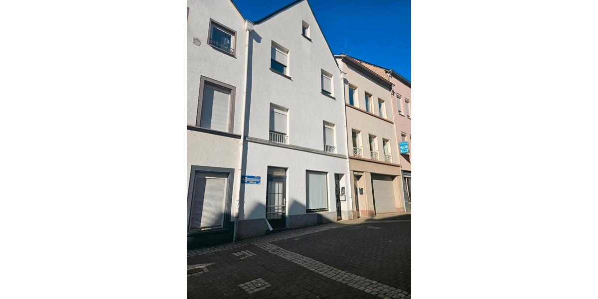 Reihenhaus Bad Breisig - 6 Zimmer, 110 m&sup2;, 1.300&euro; | Angebot:26279300