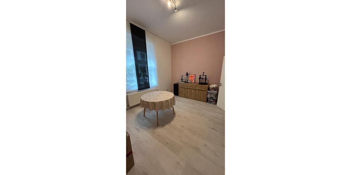 Erdgeschoßwohnung Herne Wanne - 4.5 Zimmer, 125 m&sup2;, 1.250&euro; | Angebot:25087090