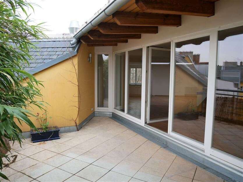 Wohnung zum Mieten in Berlin 2.150 € 161.24 m² 3 zimmer