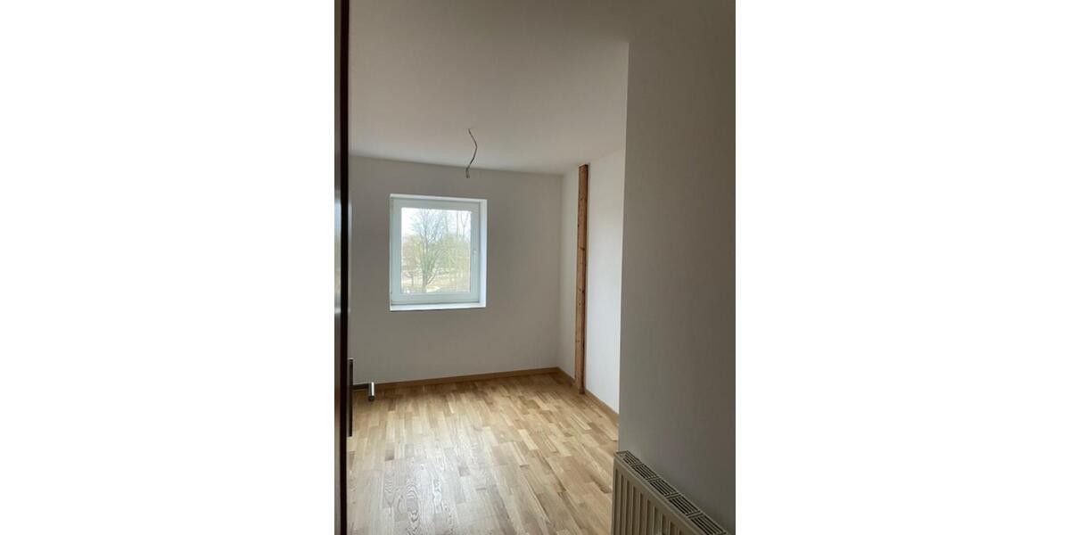 Etagenwohnung Wesenberg - 3 Zimmer, 75 m&sup2;, 450&euro; | Angebot:25723467