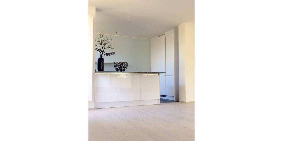 Etagenwohnung Grünwald - 3 Zimmer, 127 m&sup2;, 2.800&euro; | Angebot:26608067