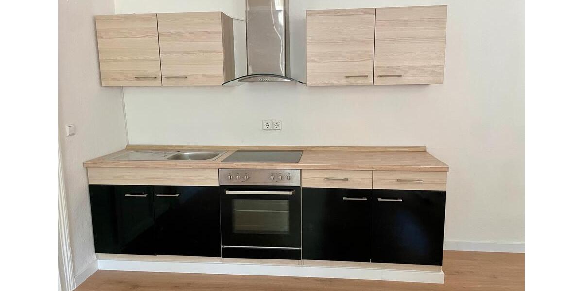 1,5 Raum Wohnung, saniert, EBK, EG, Zentrum 2 zimmer