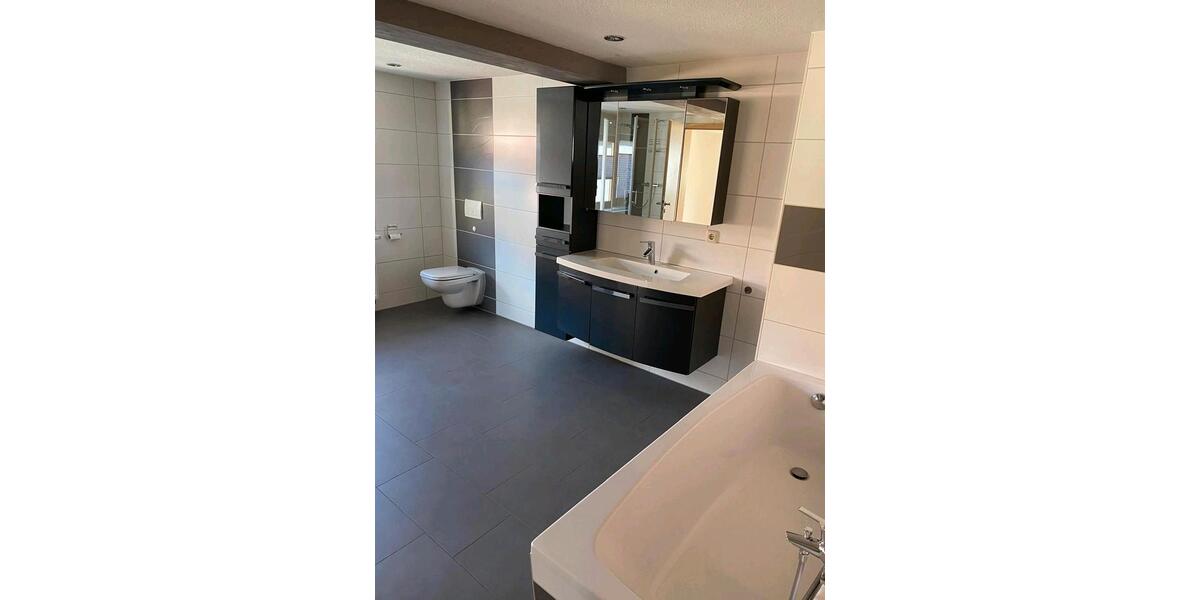 Etagenwohnung Breitungen/Werra Werra - 2 Zimmer, 67 m&sup2;, 460&euro; | Angebot:26705556